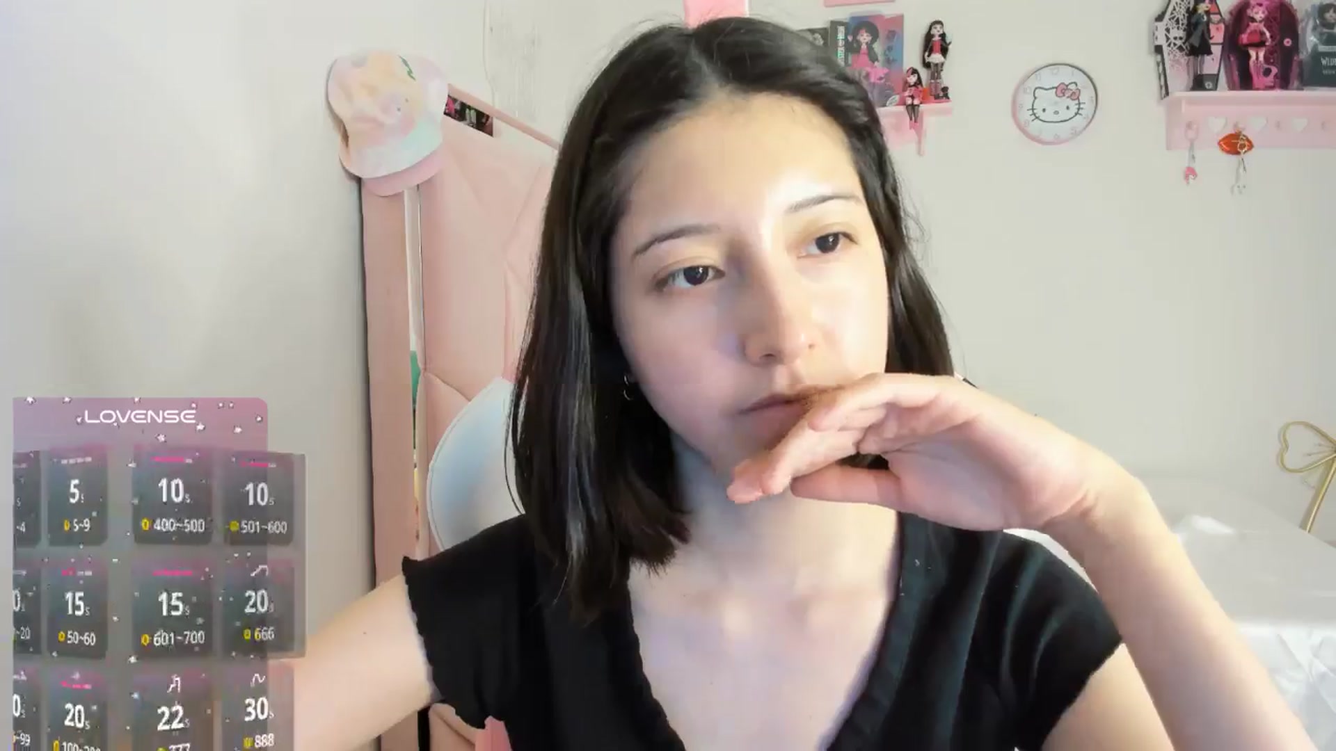 Gallery image thumbnail from Cherrycute666's myfreecams stream on, 10/20/2024, 09:29 image 14 of 20