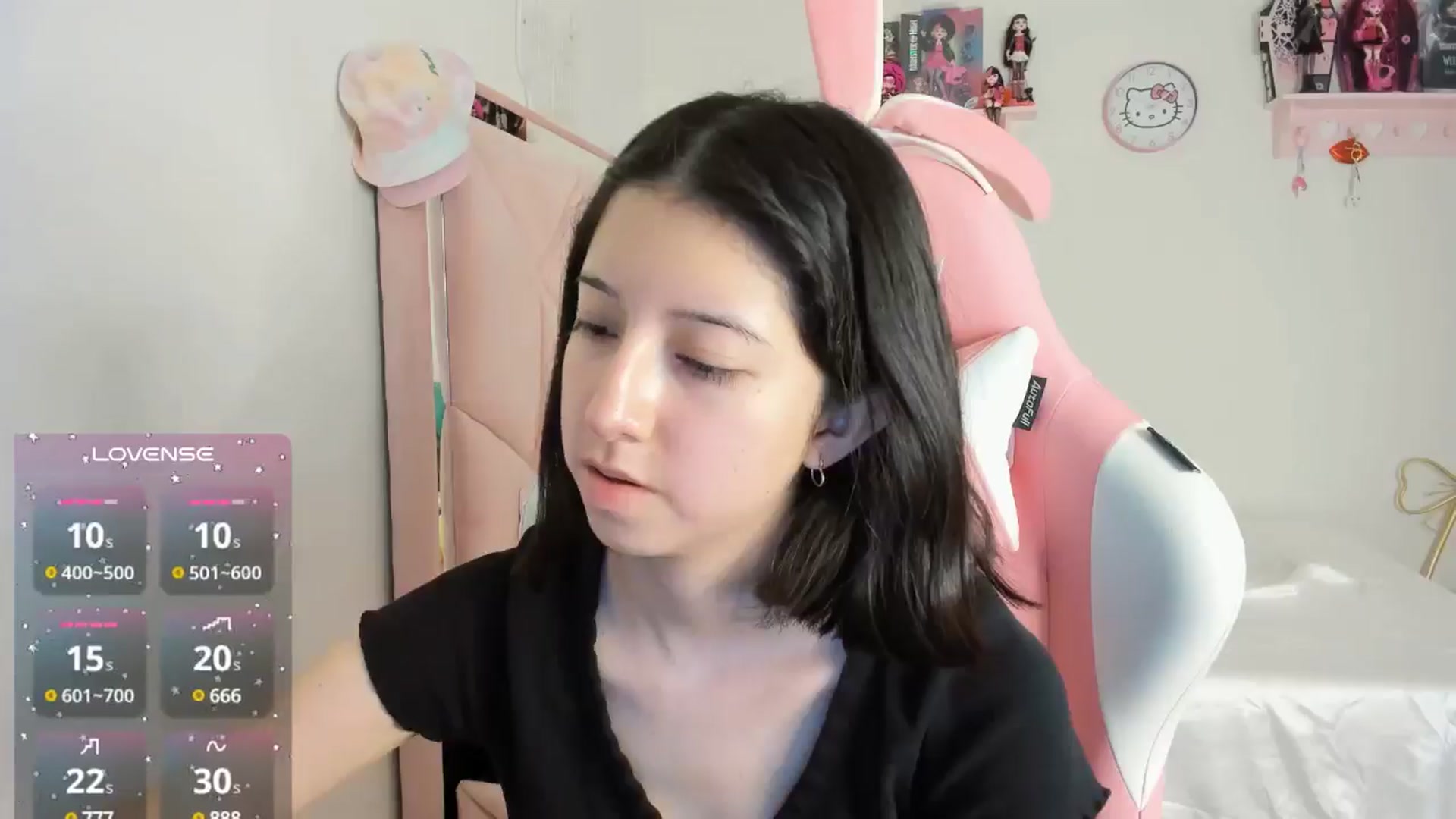 Gallery image thumbnail from Cherrycute666's myfreecams stream on, 10/20/2024, 09:29 image 9 of 20
