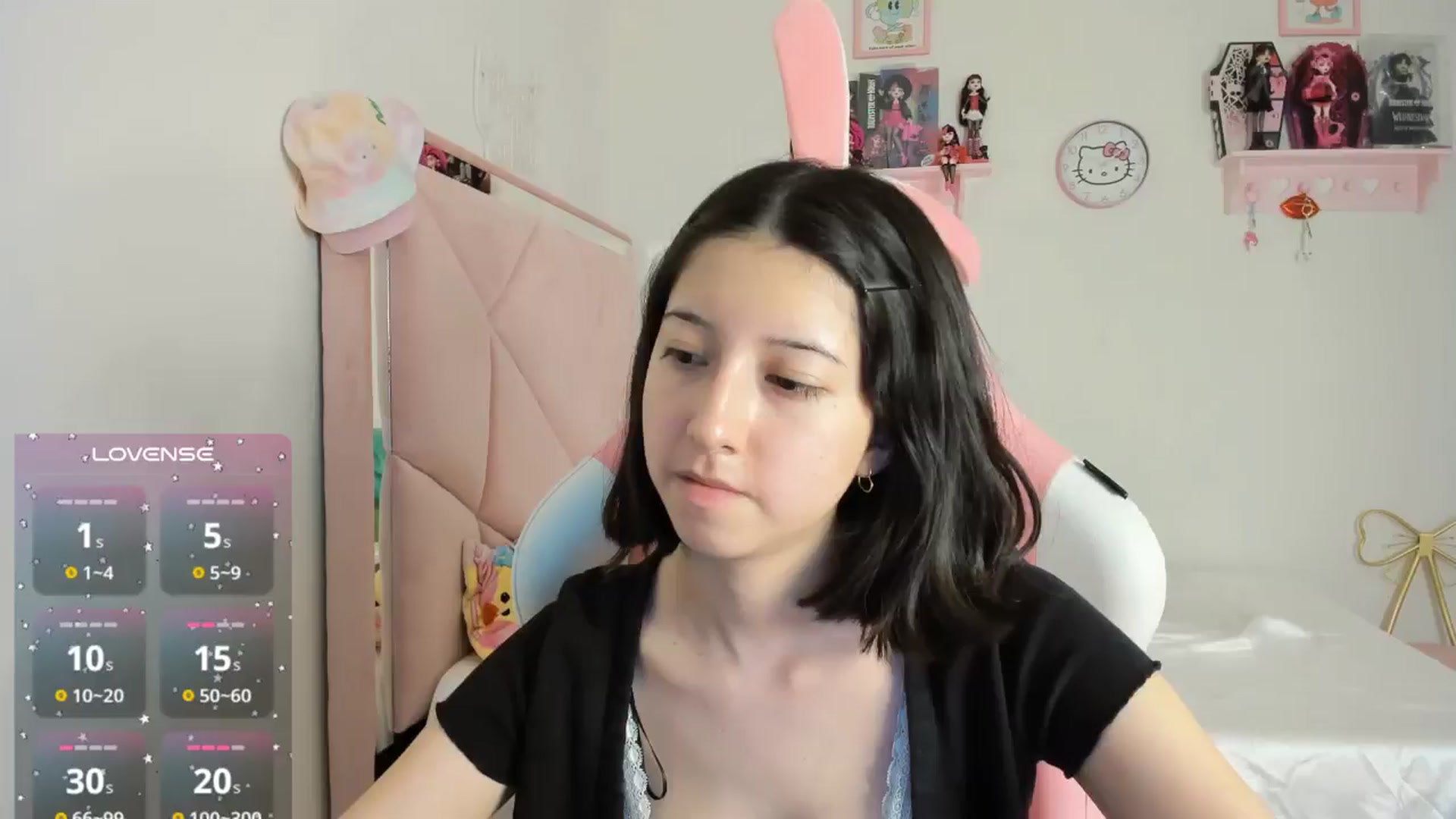 Gallery image thumbnail from Cherrycute666's myfreecams stream on, 10/20/2024, 11:54 image 1 of 20