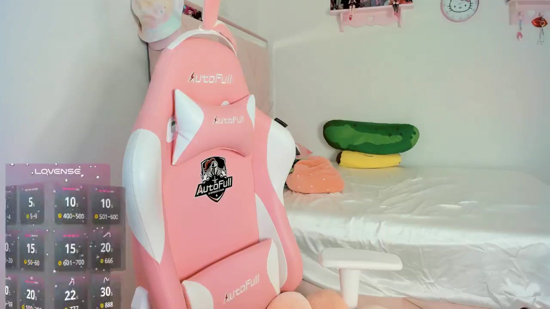 Gallery image thumbnail from Cherrycute666's myfreecams stream on, 10/20/2024, 13:15 image 13 of 20
