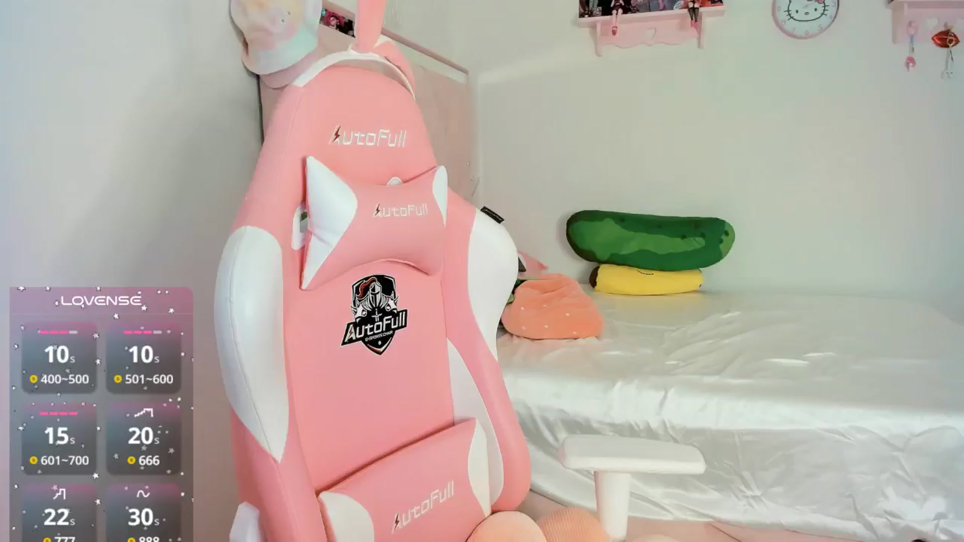 Gallery image thumbnail from Cherrycute666's myfreecams stream on, 10/20/2024, 13:15 image 14 of 20