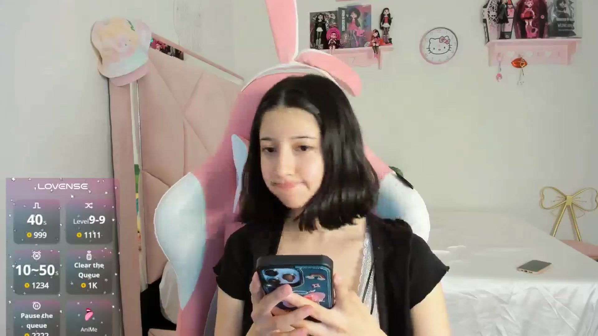 Gallery image thumbnail from Cherrycute666's myfreecams stream on, 10/20/2024, 13:15 image 7 of 20