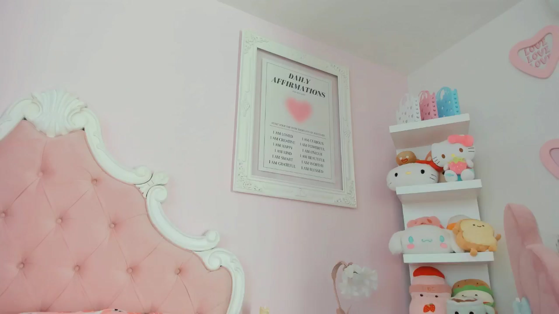 Gallery image thumbnail from Cherrycute666's myfreecams stream on, 10/20/2024, 15:06 image 8 of 20