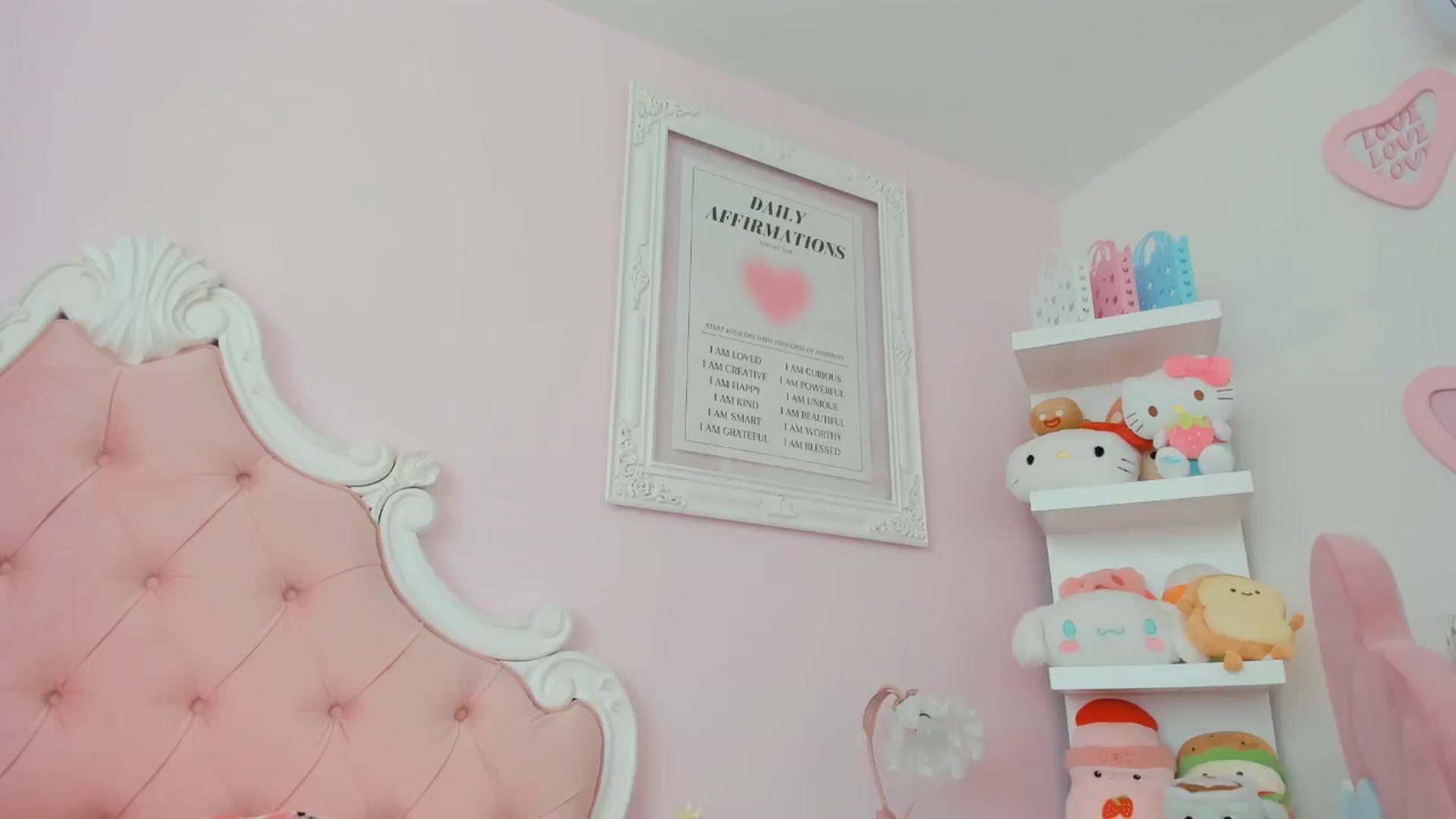 Gallery image thumbnail from Cherrycute666's myfreecams stream on, 10/20/2024, 15:06 image 2 of 20
