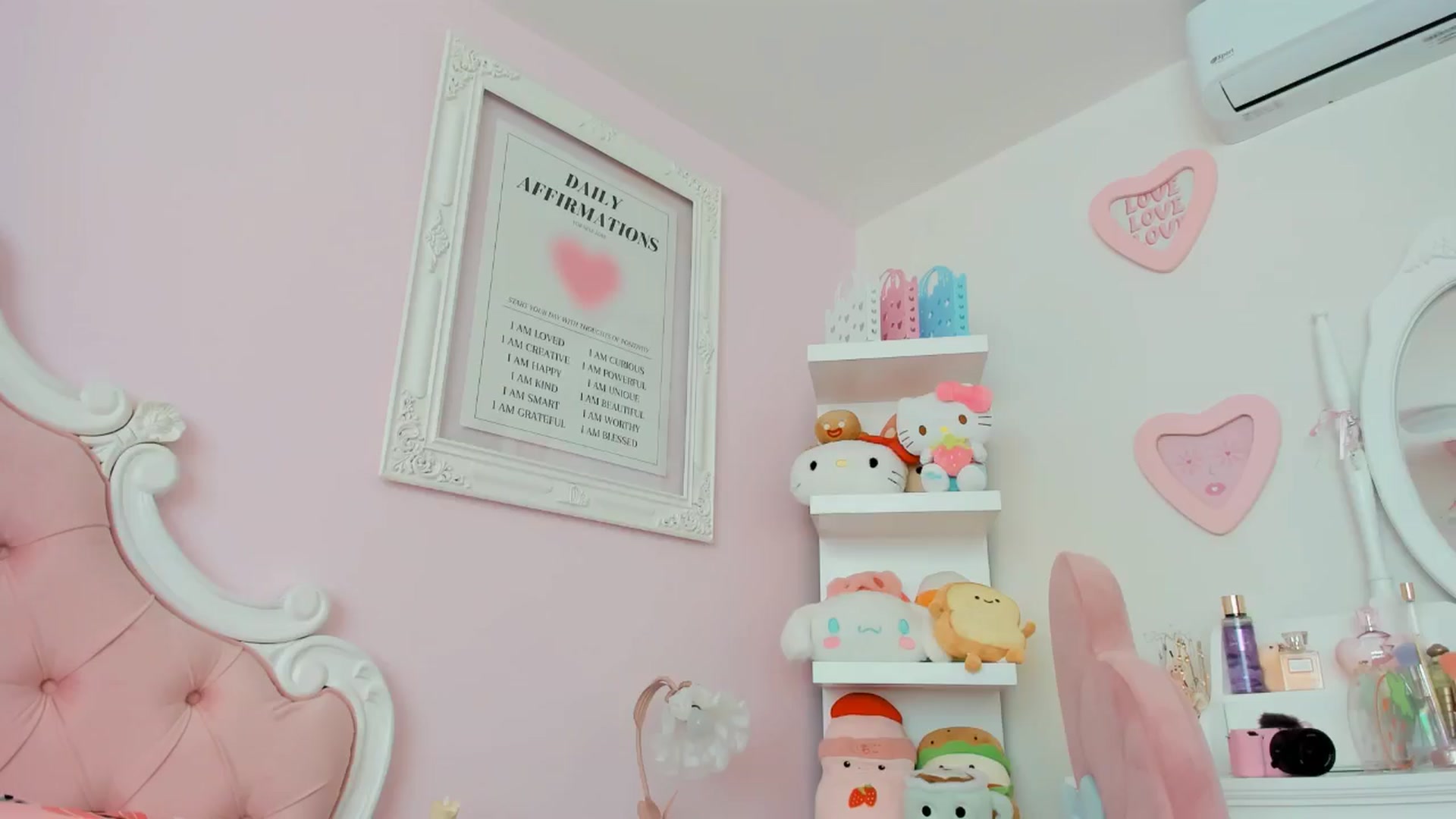 Gallery image thumbnail from Cherrycute666's myfreecams stream on, 10/20/2024, 15:06 image 20 of 20