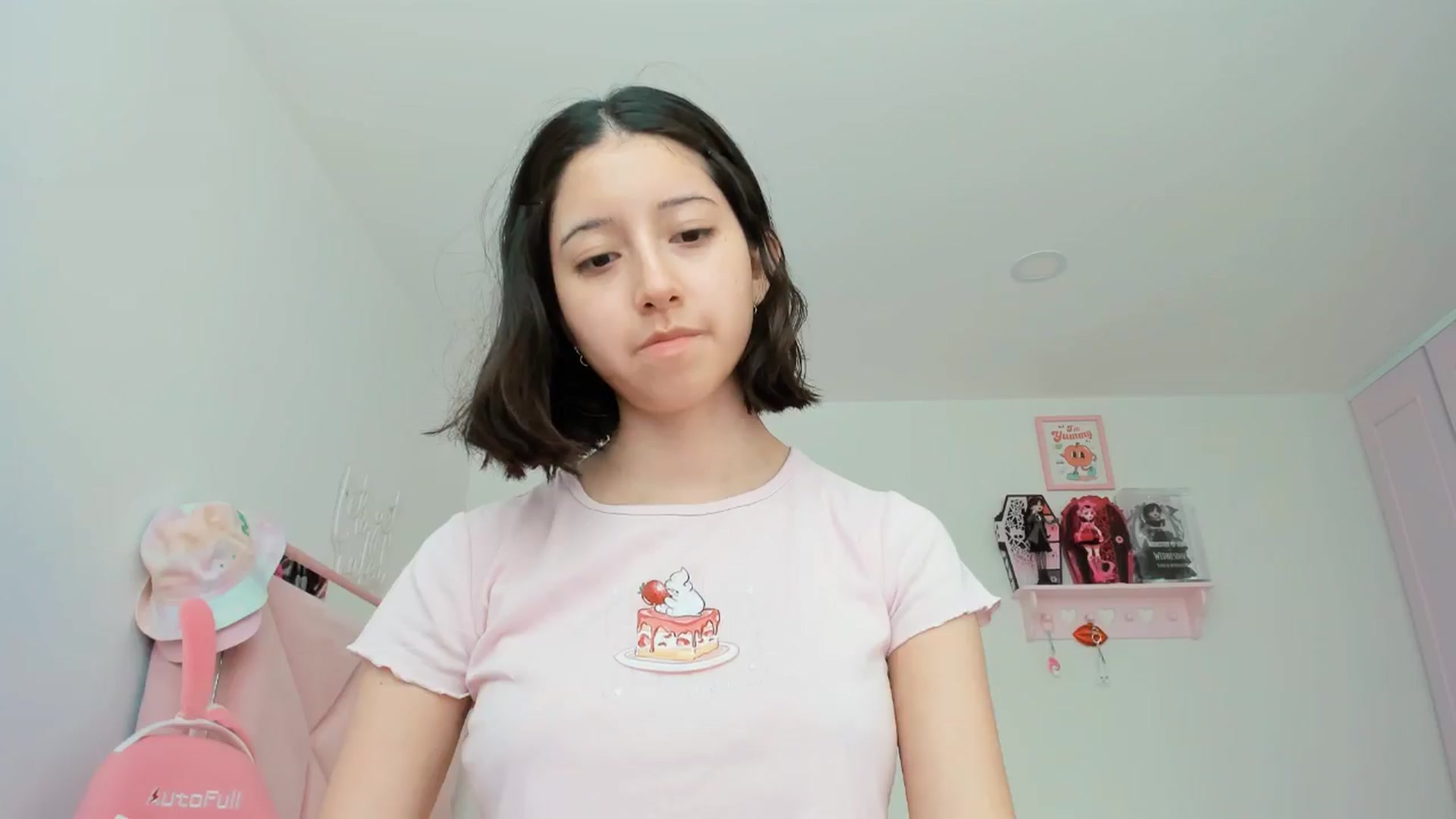 Gallery image thumbnail from Cherrycute666's myfreecams stream on, 10/20/2024, 15:23 image 20 of 20