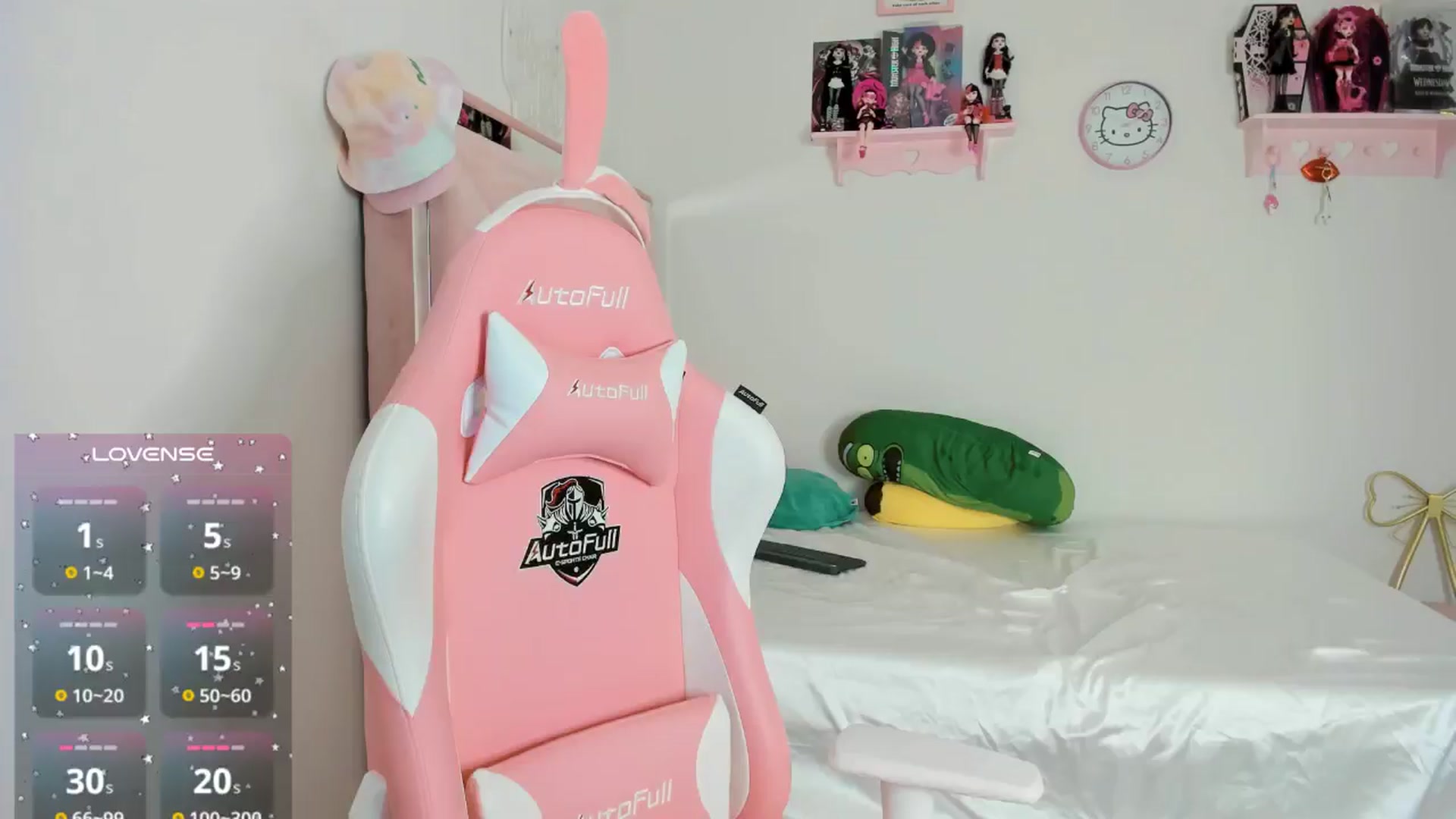 Gallery image thumbnail from Cherrycute666's myfreecams stream on, 10/21/2024, 07:30 image 14 of 20