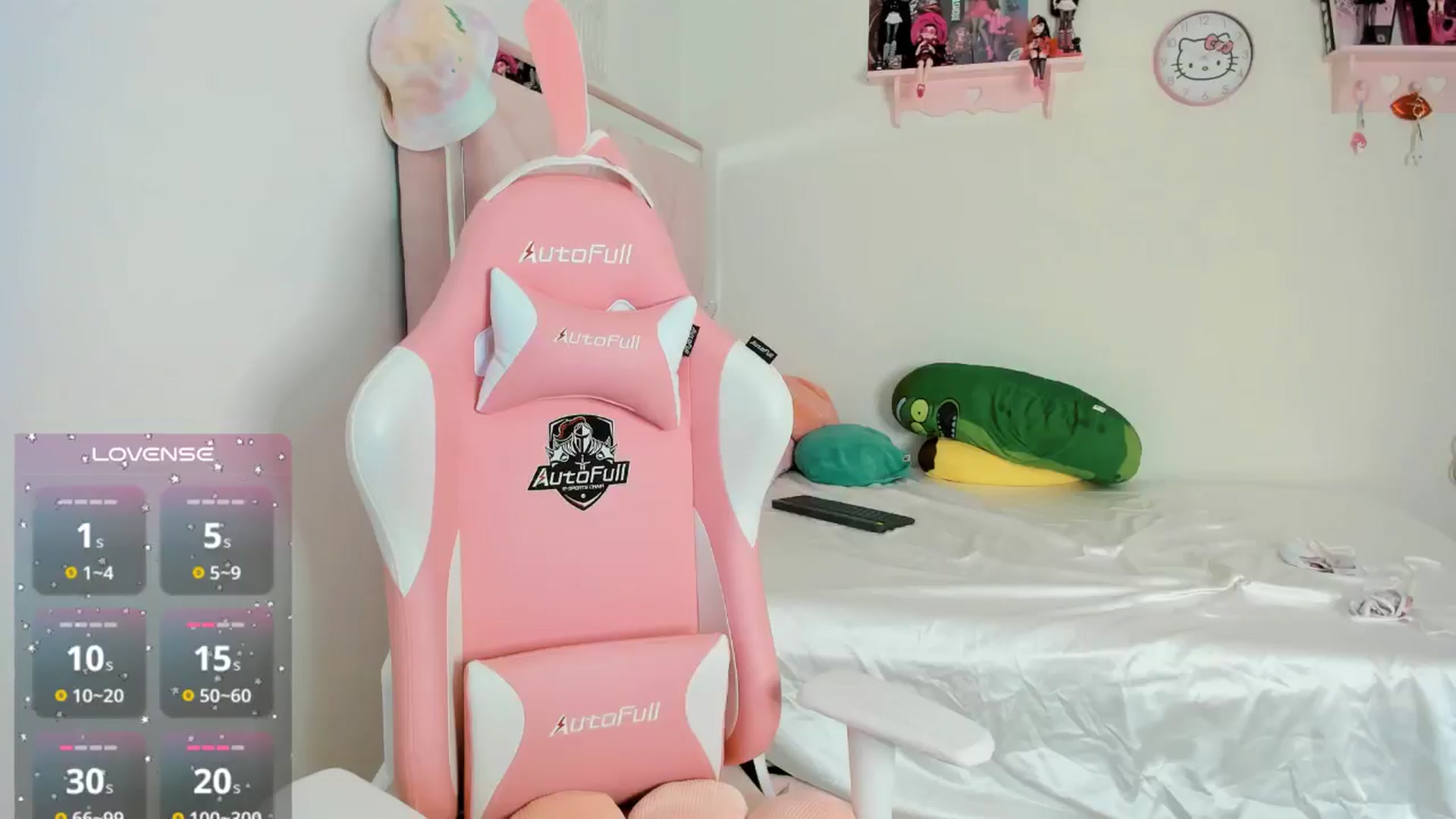 Gallery image thumbnail from Cherrycute666's myfreecams stream on, 10/21/2024, 08:12 image 16 of 20