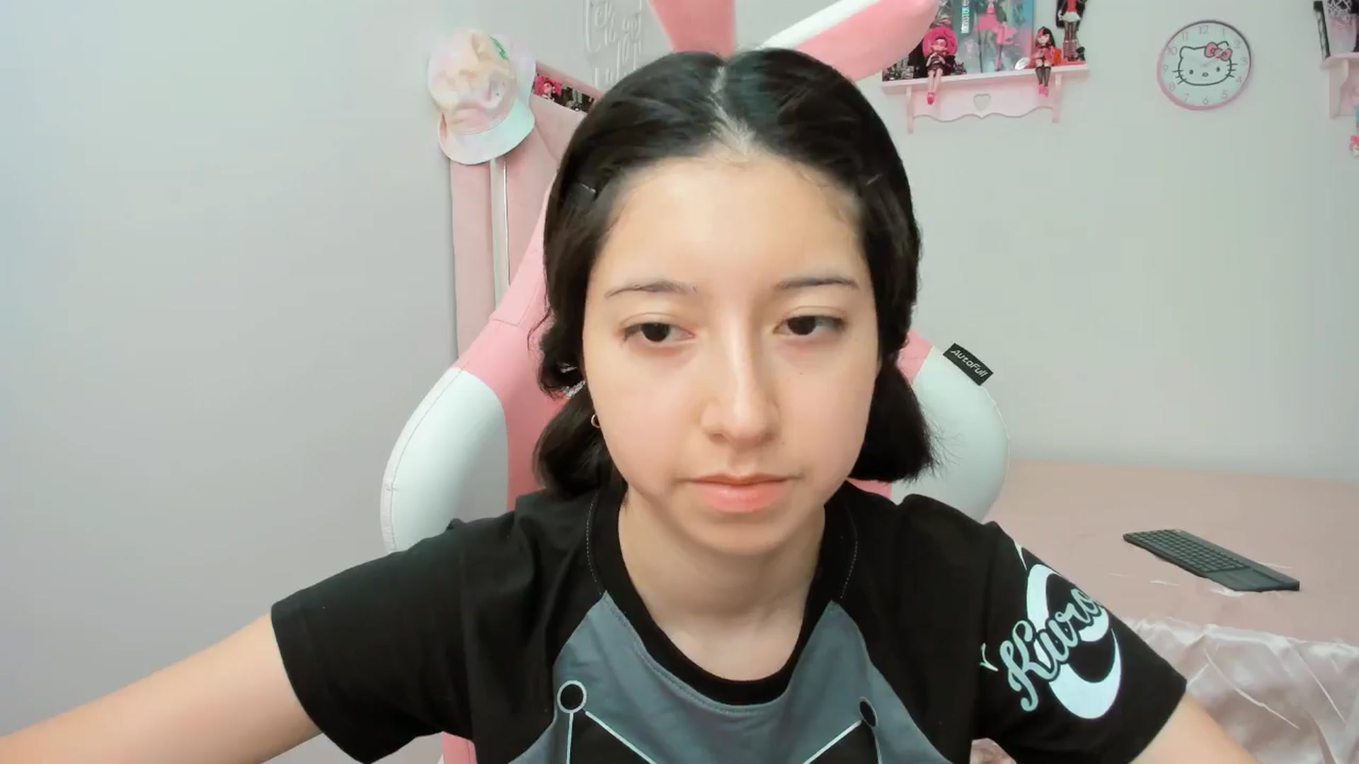 Gallery image thumbnail from Cherrycute666's myfreecams stream on, 10/22/2024, 18:47 image 20 of 20