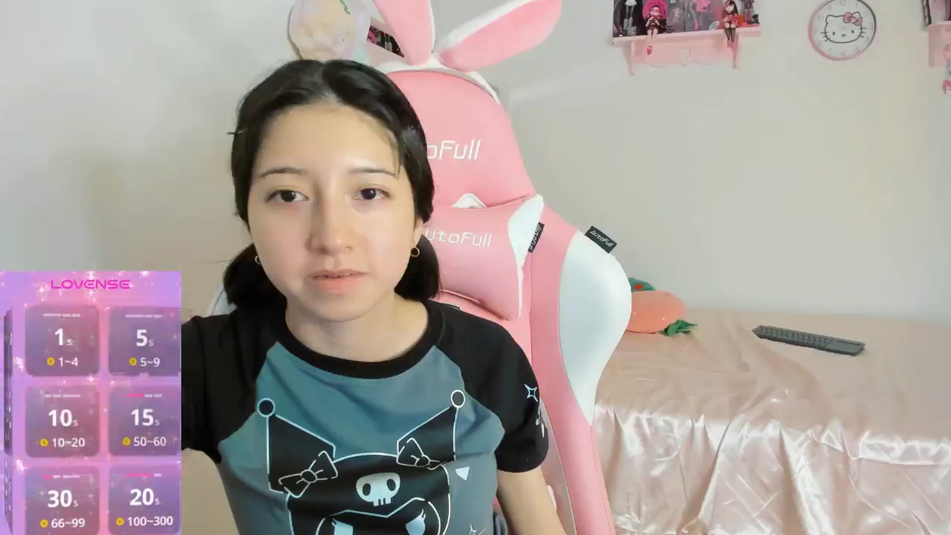 Gallery image thumbnail from Cherrycute666's myfreecams stream on, 10/23/2024, 01:03 image 17 of 20