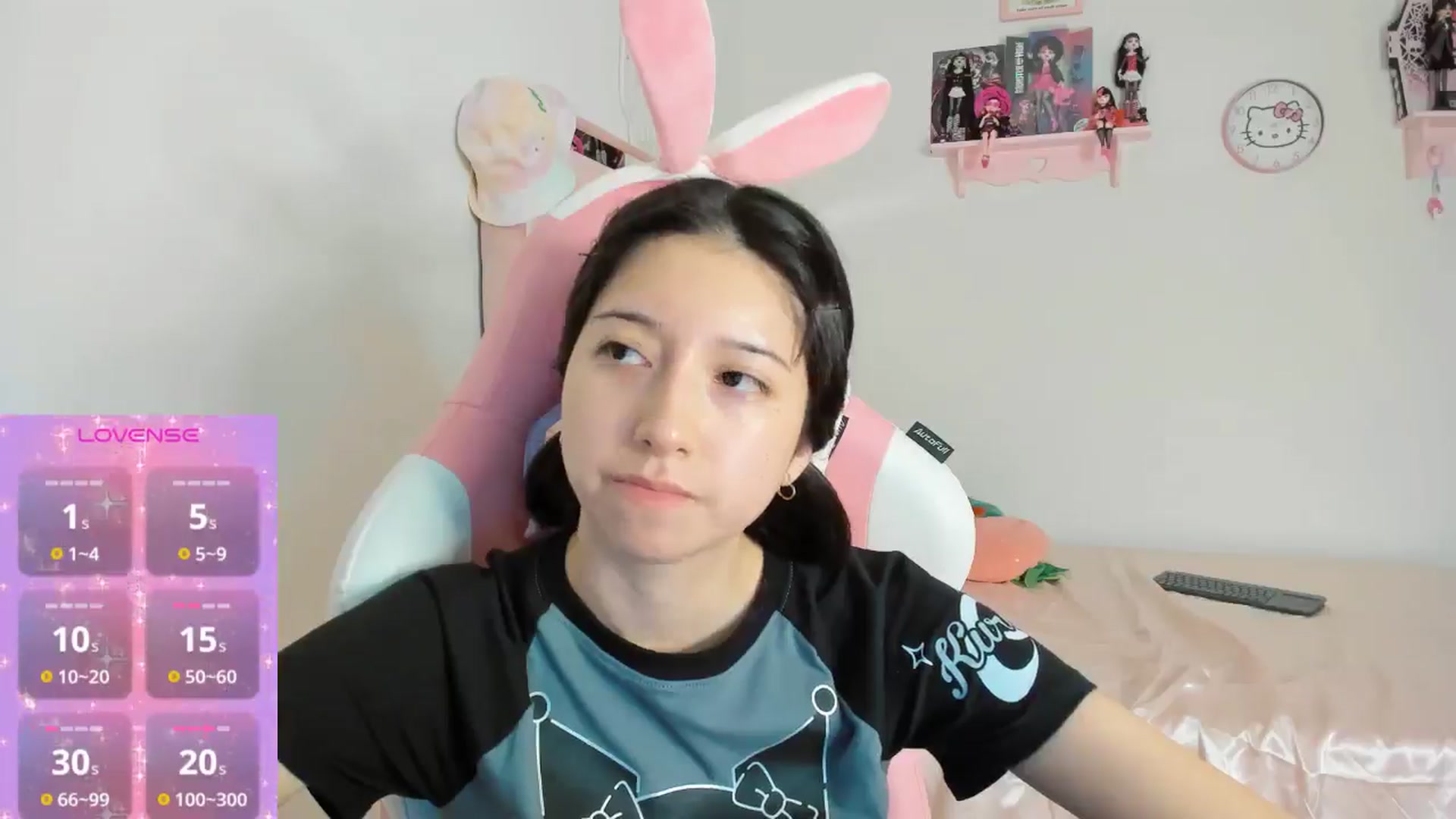 Gallery image thumbnail from Cherrycute666's myfreecams stream on, 10/23/2024, 01:03 image 2 of 20