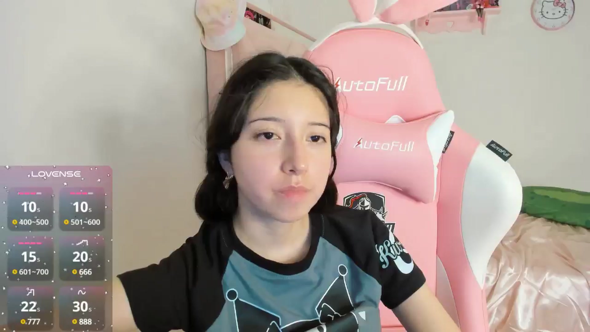 Gallery image thumbnail from Cherrycute666's myfreecams stream on, 10/23/2024, 07:28 image 16 of 20