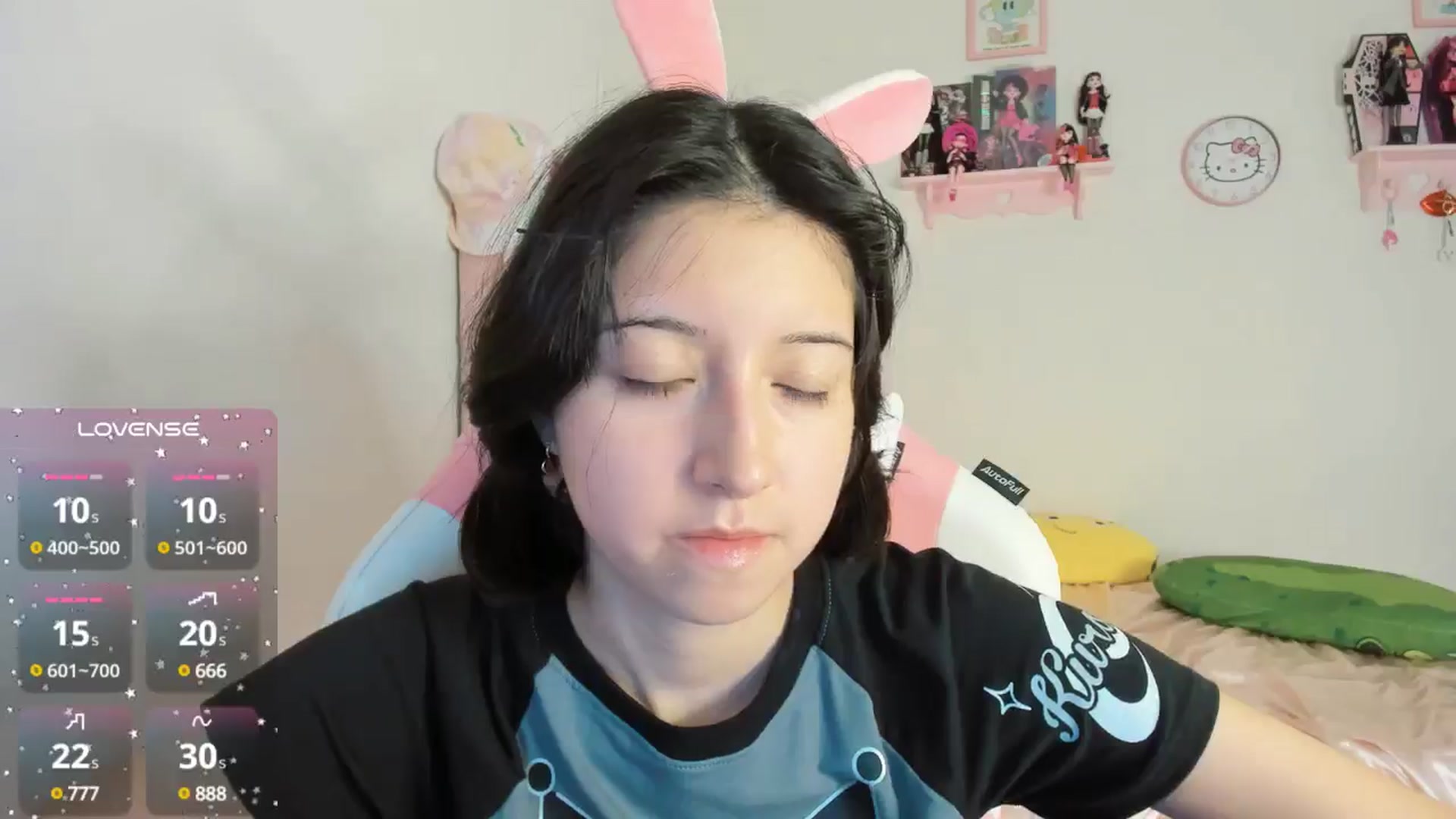 Gallery image thumbnail from Cherrycute666's myfreecams stream on, 10/23/2024, 08:50 image 19 of 20