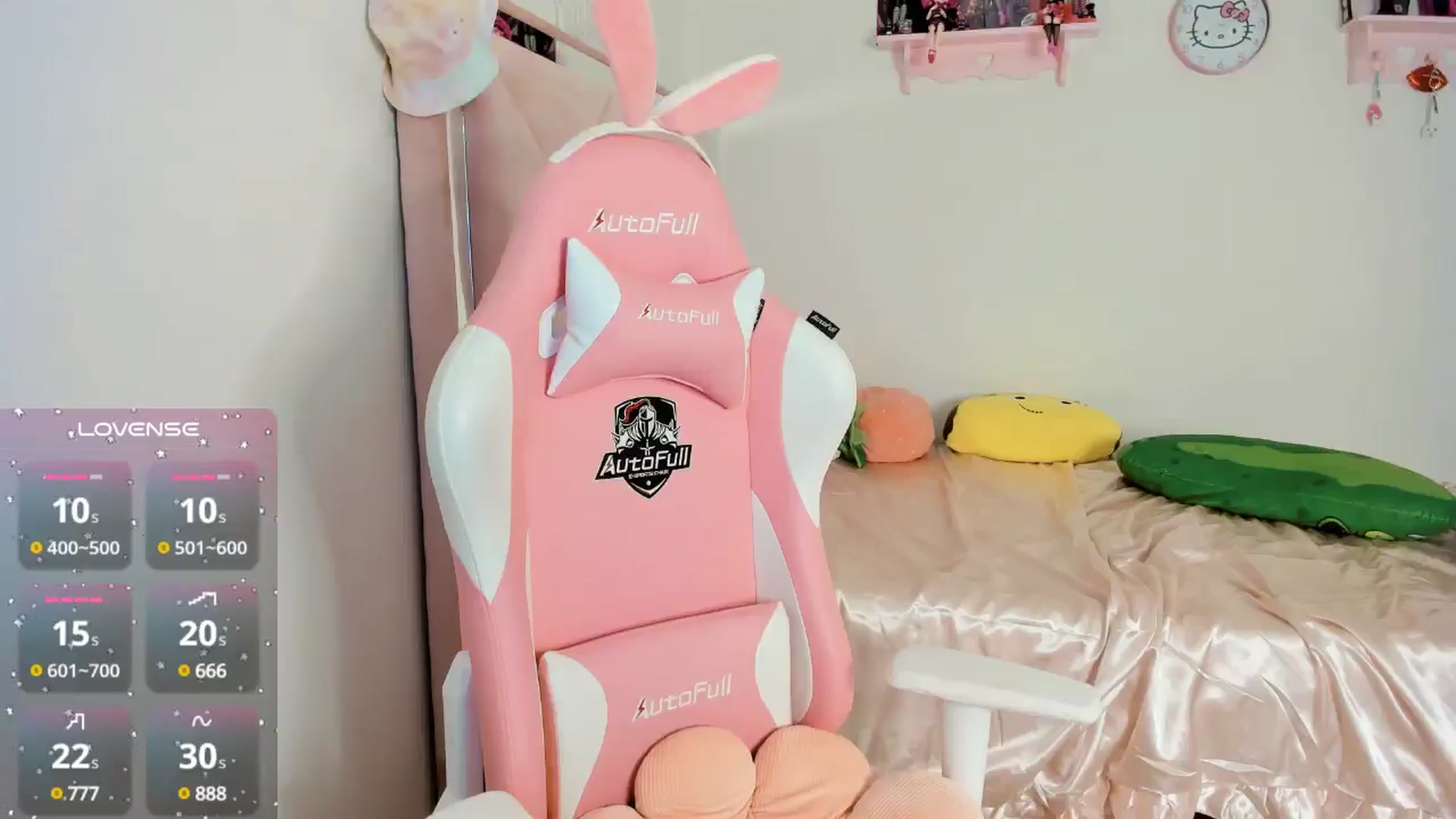 Gallery image thumbnail from Cherrycute666's myfreecams stream on, 10/23/2024, 08:50 image 10 of 20