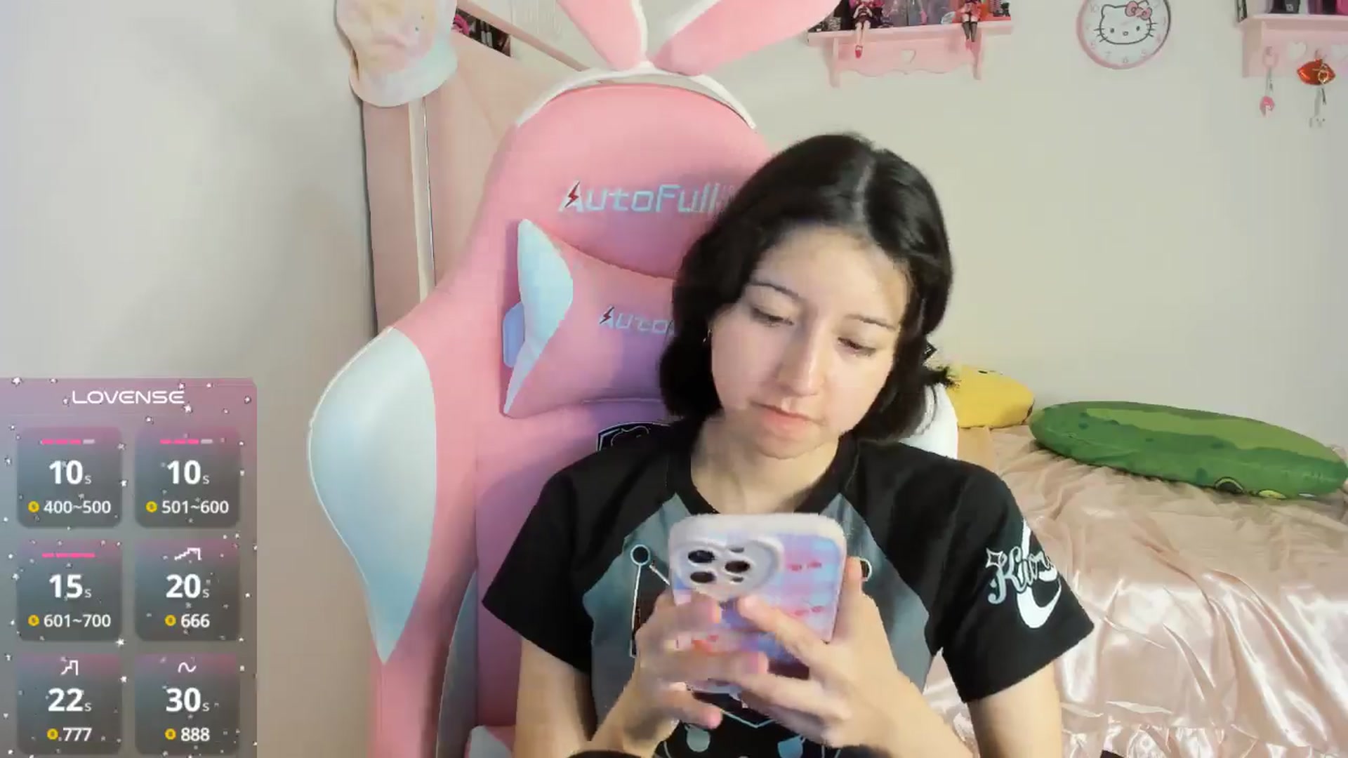 Gallery image thumbnail from Cherrycute666's myfreecams stream on, 10/23/2024, 08:50 image 5 of 20