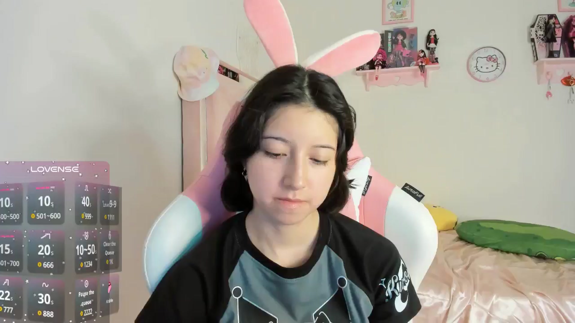 Gallery image thumbnail from Cherrycute666's myfreecams stream on, 10/23/2024, 09:04 image 1 of 20