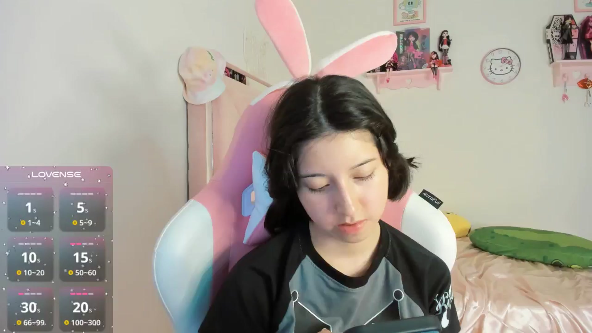 Gallery image thumbnail from Cherrycute666's myfreecams stream on, 10/23/2024, 09:04 image 2 of 20