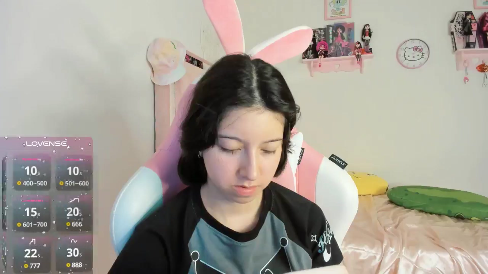 Gallery image thumbnail from Cherrycute666's myfreecams stream on, 10/23/2024, 09:04 image 6 of 20