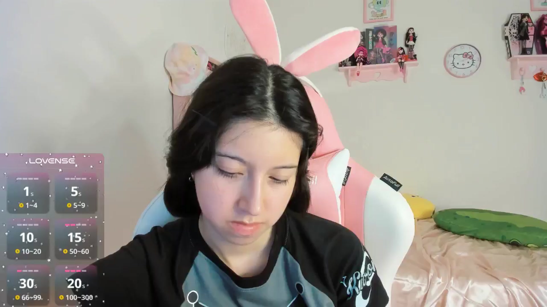 Gallery image thumbnail from Cherrycute666's myfreecams stream on, 10/23/2024, 09:04 image 4 of 20