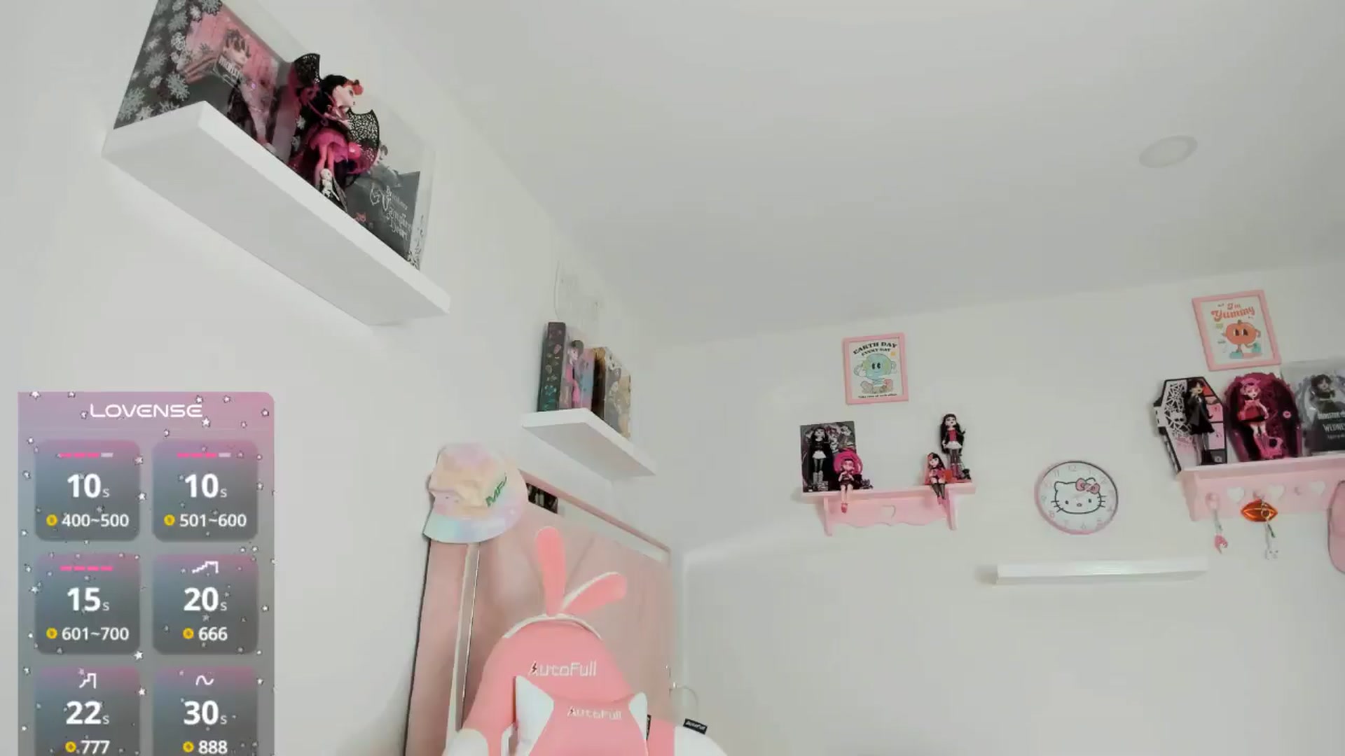 Gallery image thumbnail from Cherrycute666's myfreecams stream on, 10/25/2024, 09:46 image 3 of 20