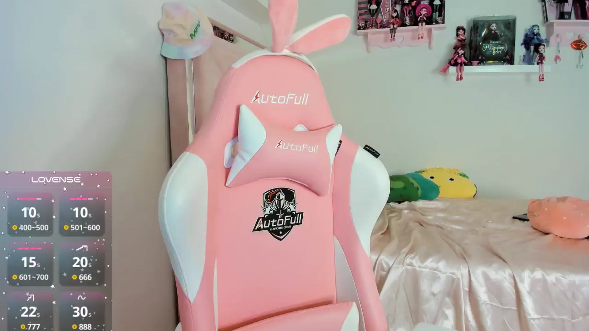 Gallery image thumbnail from Cherrycute666's myfreecams stream on, 10/26/2024, 04:51 image 13 of 20