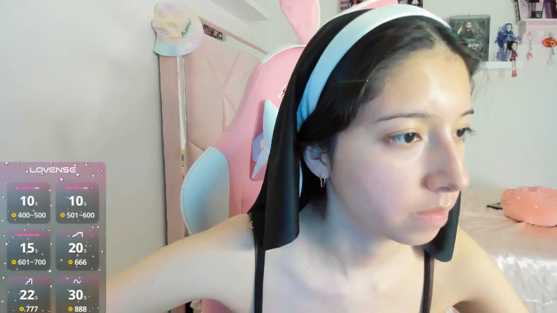 Gallery image thumbnail from Cherrycute666's myfreecams stream on, 10/26/2024, 04:51 image 9 of 20