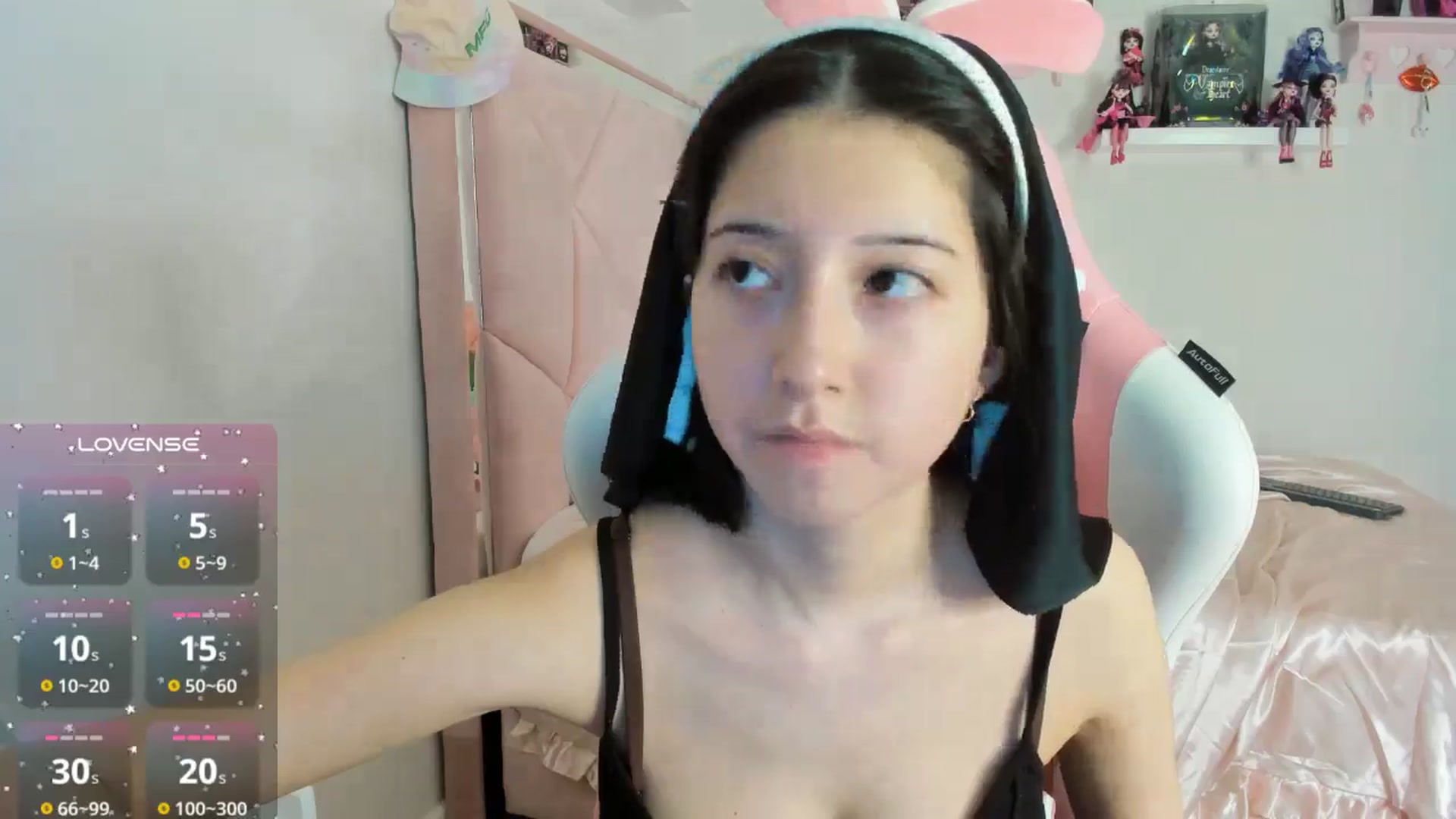 Gallery image thumbnail from Cherrycute666's myfreecams stream on, 10/26/2024, 11:13 image 18 of 20