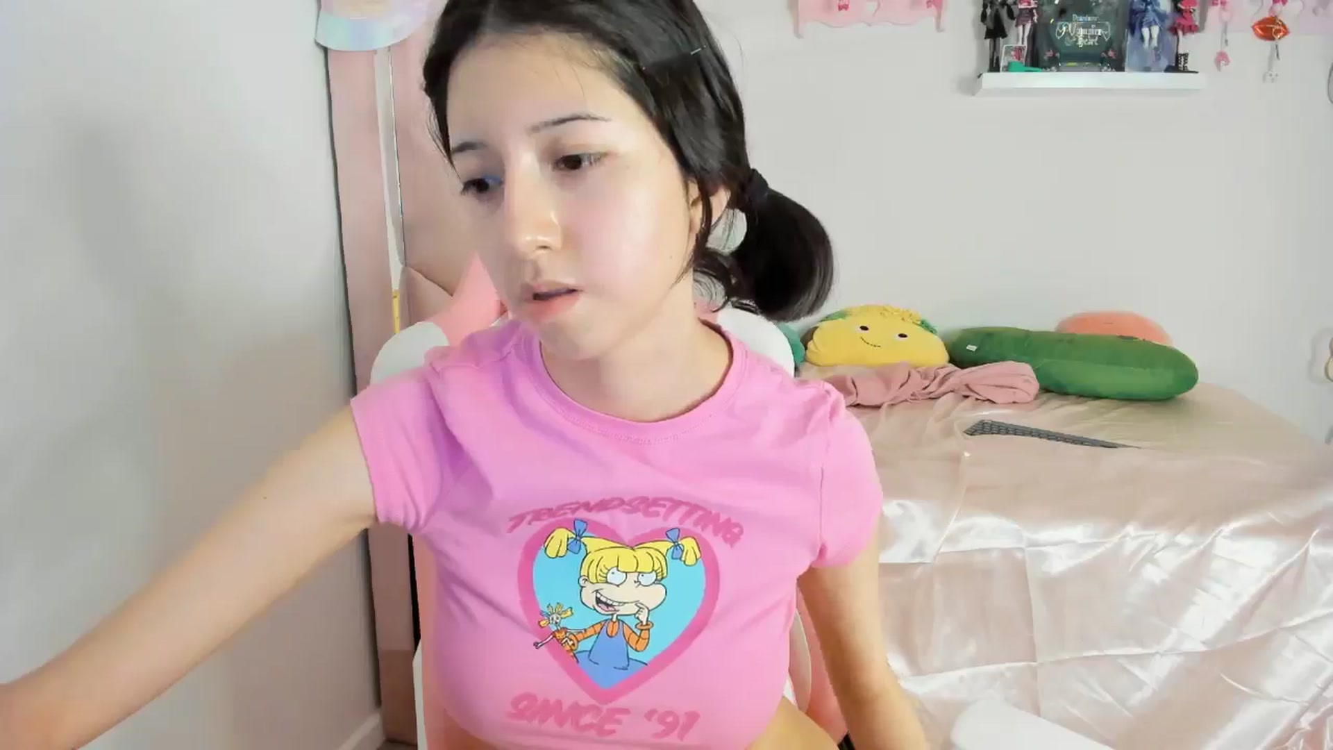 Gallery image thumbnail from Cherrycute666's myfreecams stream on, 10/28/2024, 03:41 image 15 of 20