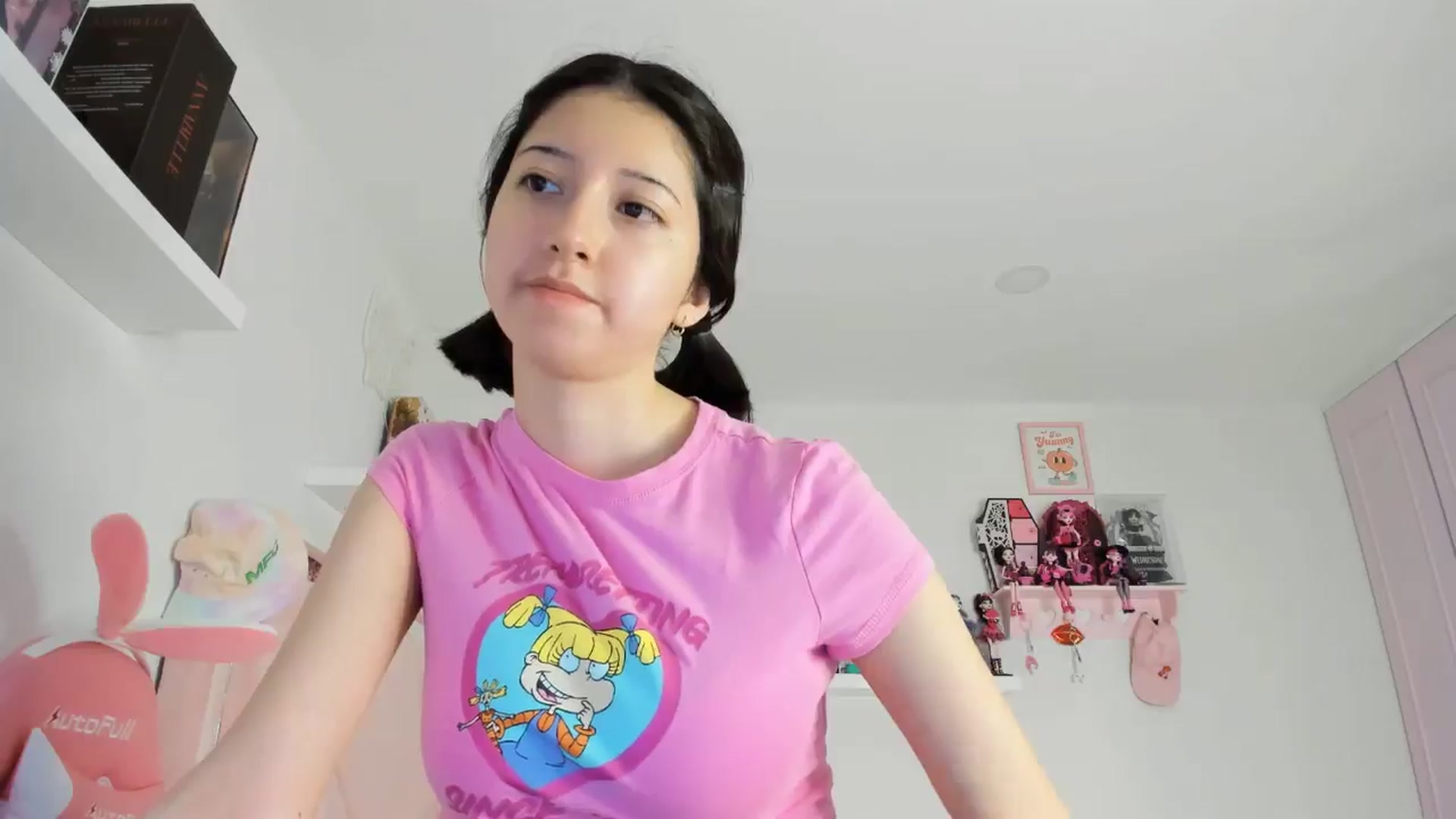Gallery image thumbnail from Cherrycute666's myfreecams stream on, 10/28/2024, 03:41 image 2 of 20