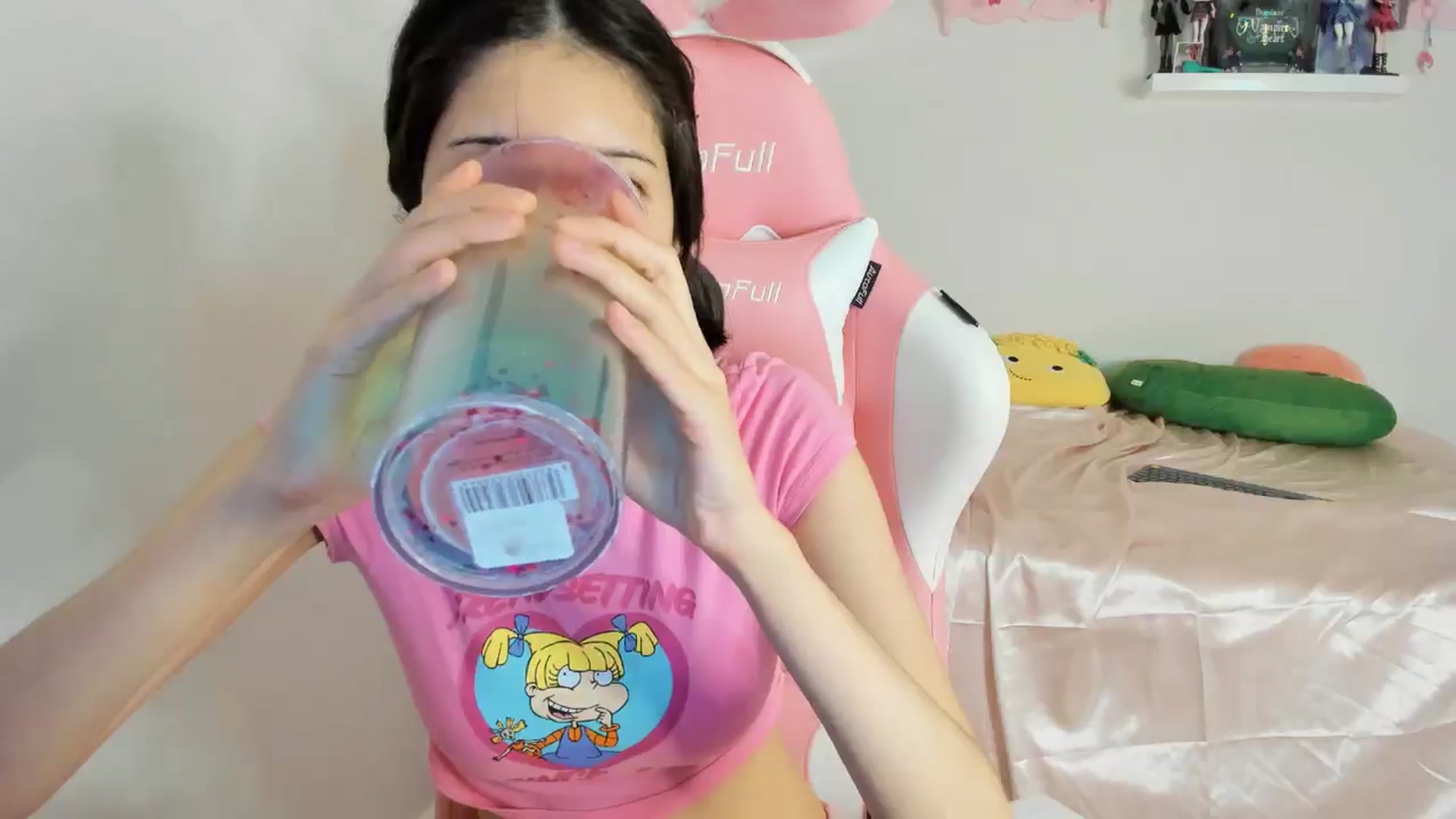 Gallery image thumbnail from Cherrycute666's myfreecams stream on, 10/28/2024, 03:41 image 16 of 20