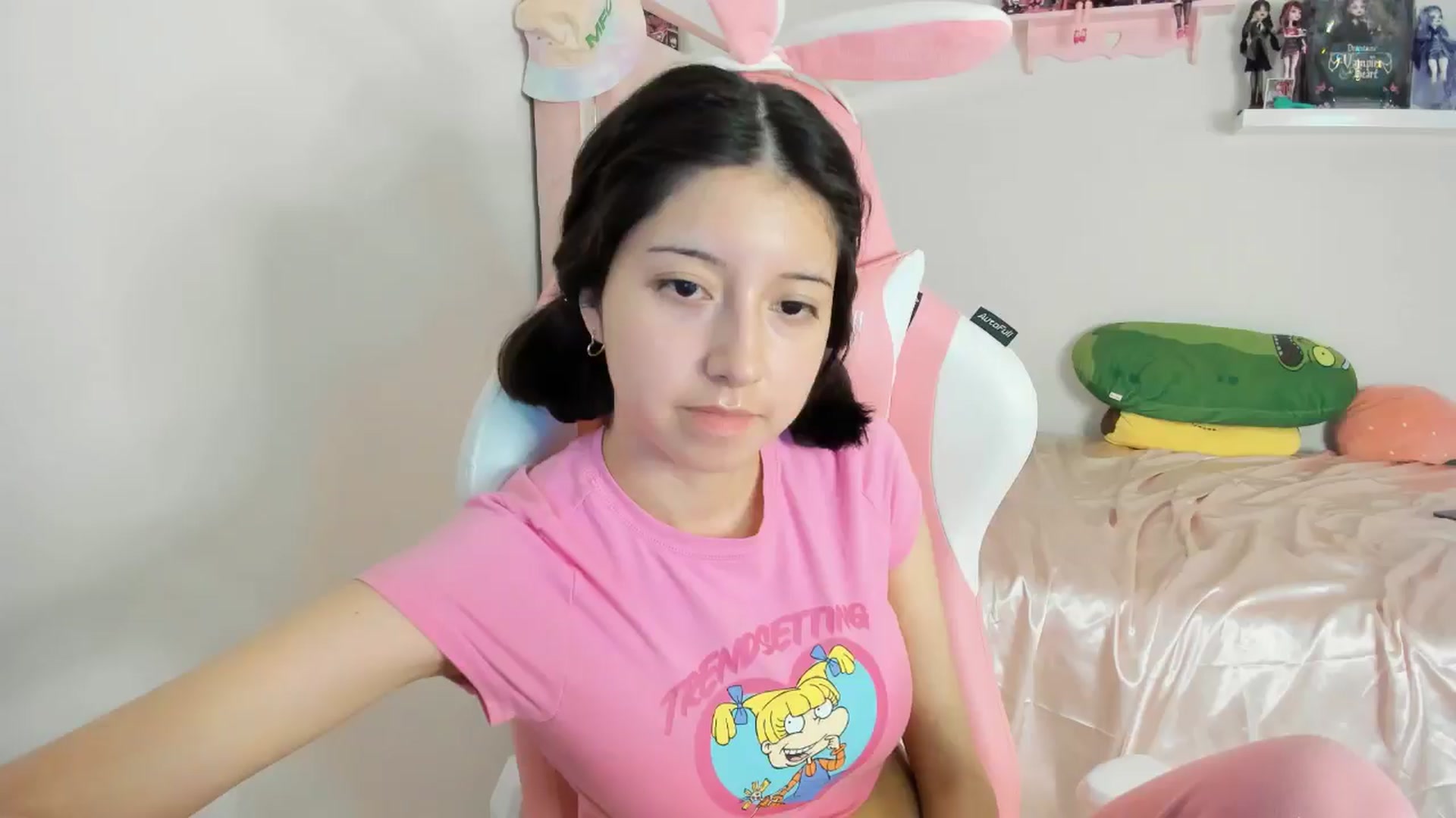 Gallery image thumbnail from Cherrycute666's myfreecams stream on, 10/28/2024, 07:35 image 5 of 20
