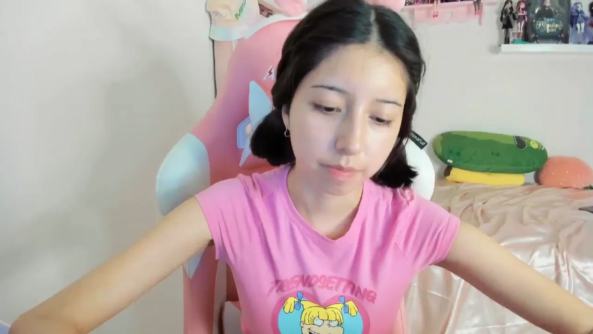 Gallery image thumbnail from Cherrycute666's myfreecams stream on, 10/28/2024, 07:35 image 7 of 20