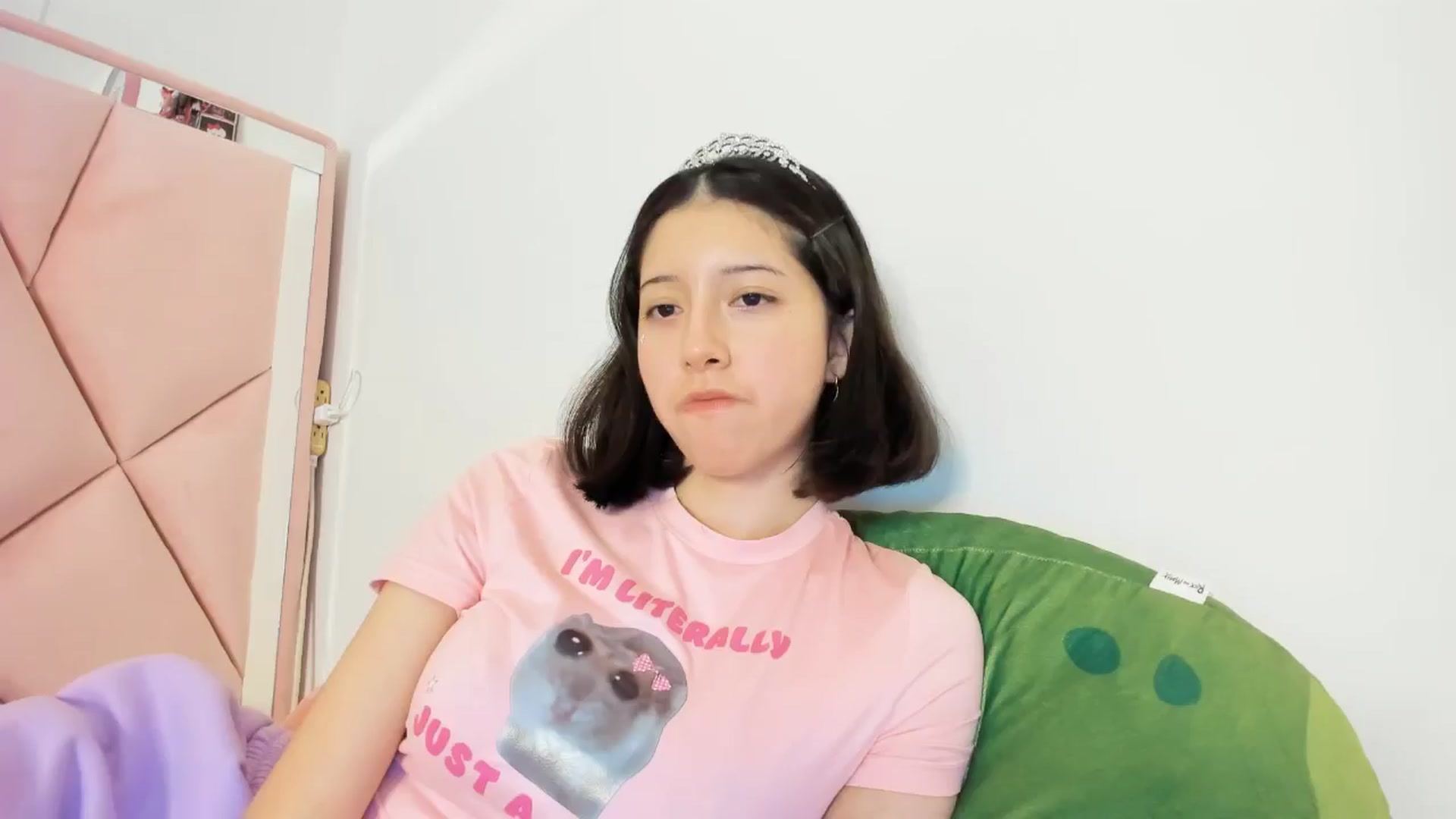 Gallery image thumbnail from Cherrycute666's myfreecams stream on, 10/29/2024, 07:17 image 11 of 20