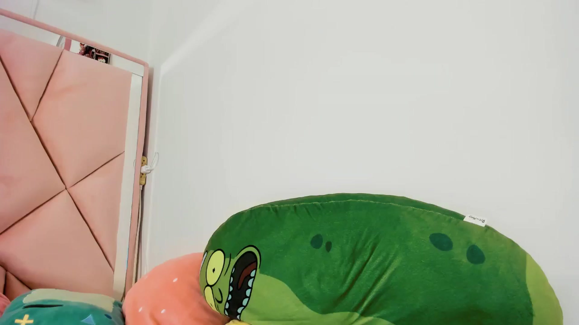 Gallery image thumbnail from Cherrycute666's myfreecams stream on, 10/29/2024, 07:17 image 17 of 20