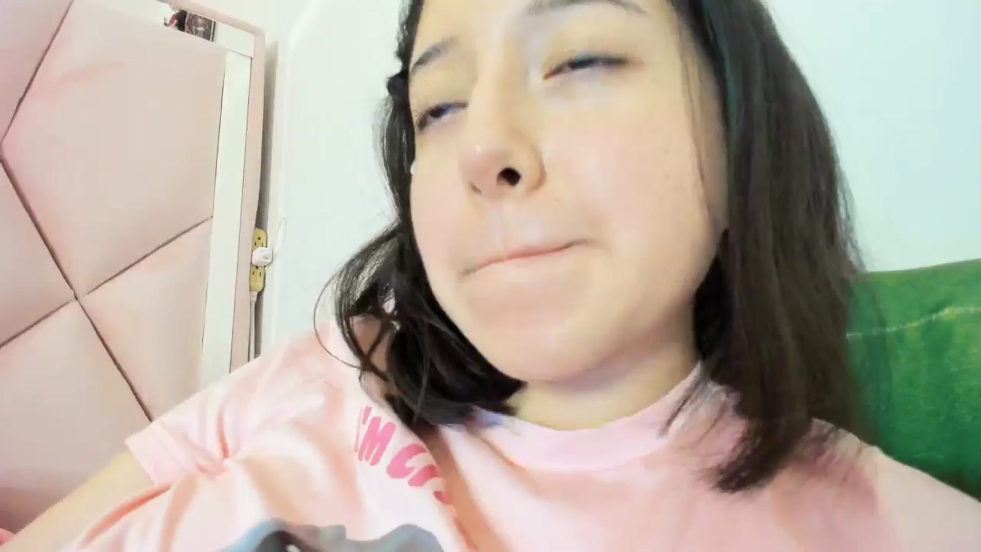Gallery image thumbnail from Cherrycute666's myfreecams stream on, 10/29/2024, 08:48 image 2 of 20