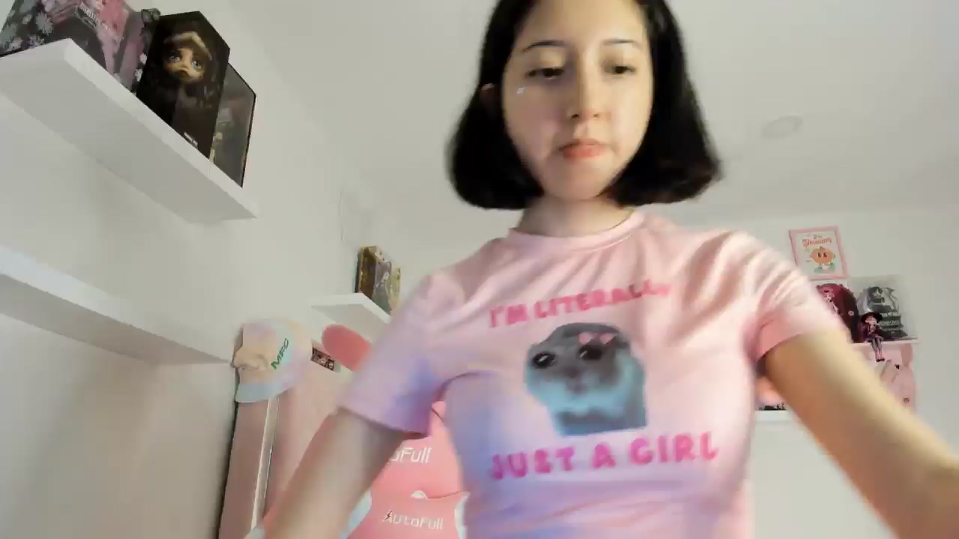 Gallery image thumbnail from Cherrycute666's myfreecams stream on, 10/29/2024, 08:48 image 19 of 20
