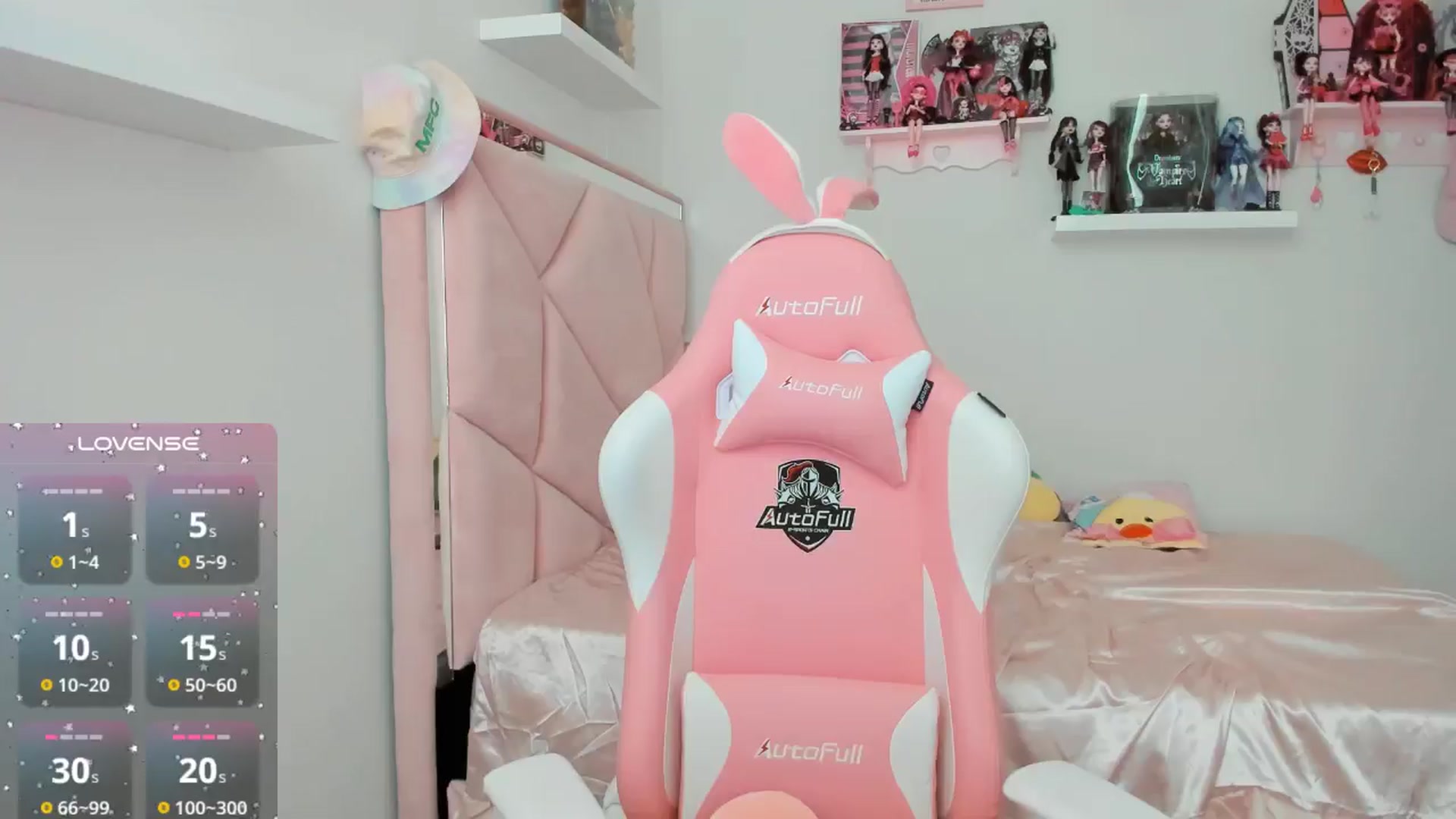 Gallery image thumbnail from Cherrycute666's myfreecams stream on, 10/30/2024, 24:05 image 14 of 20