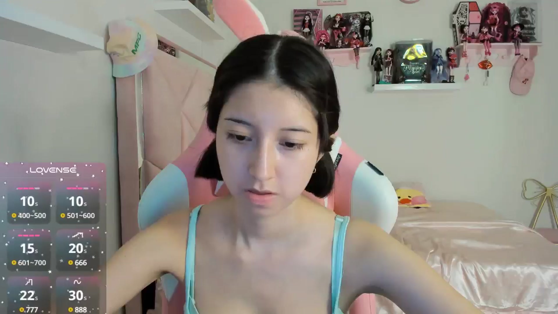 Gallery image thumbnail from Cherrycute666's myfreecams stream on, 10/30/2024, 24:30 image 16 of 20