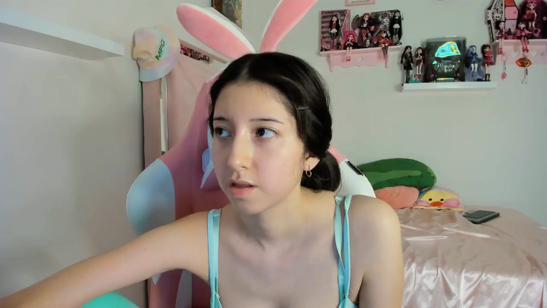 Gallery image thumbnail from Cherrycute666's myfreecams stream on, 10/30/2024, 05:30 image 20 of 20