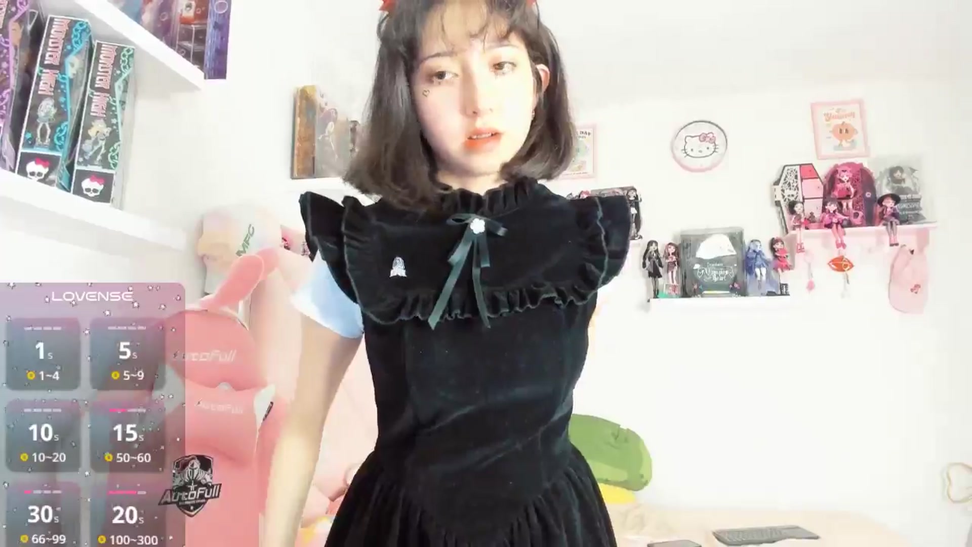 Gallery image thumbnail from Cherrycute666's myfreecams stream on, 10/31/2024, 03:31 image 14 of 20