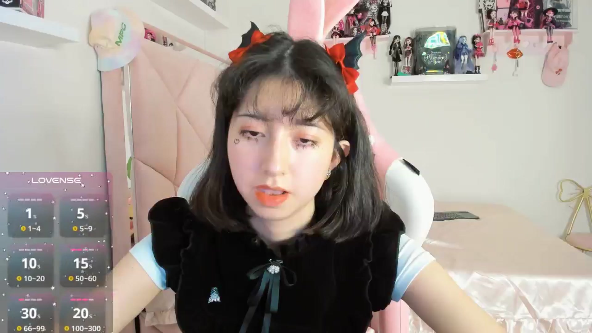Gallery image thumbnail from Cherrycute666's myfreecams stream on, 10/31/2024, 03:31 image 18 of 20