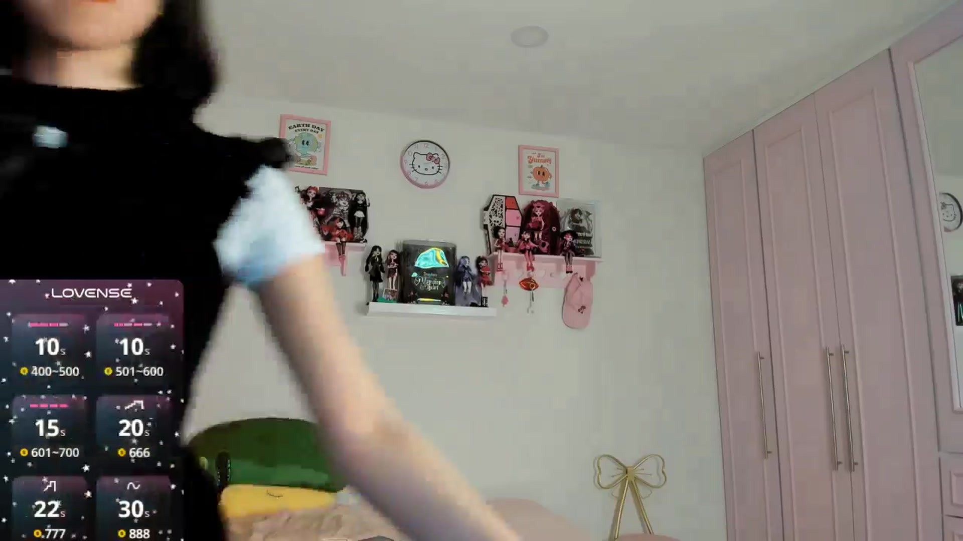 Gallery image thumbnail from Cherrycute666's myfreecams stream on, 10/31/2024, 03:31 image 15 of 20