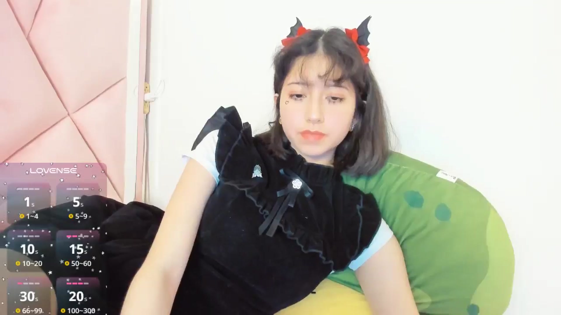 Gallery image thumbnail from Cherrycute666's myfreecams stream on, 10/31/2024, 03:31 image 7 of 20