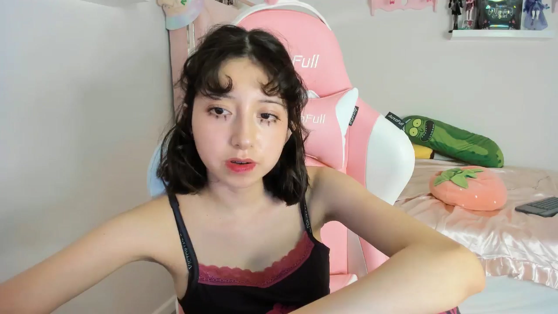 Gallery image thumbnail from Cherrycute666's myfreecams stream on, 11/03/2024, 06:41 image 5 of 20