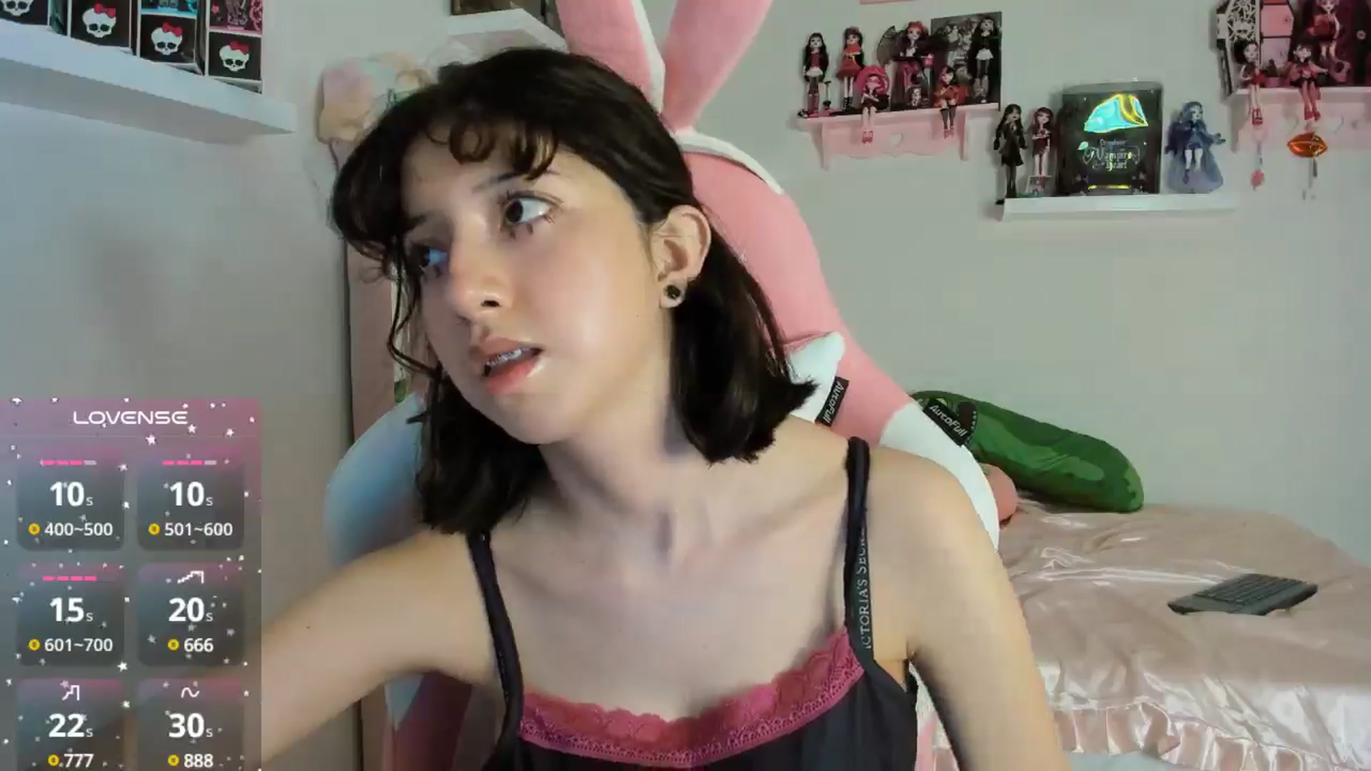 Gallery image thumbnail from Cherrycute666's myfreecams stream on, 11/03/2024, 09:27 image 13 of 20