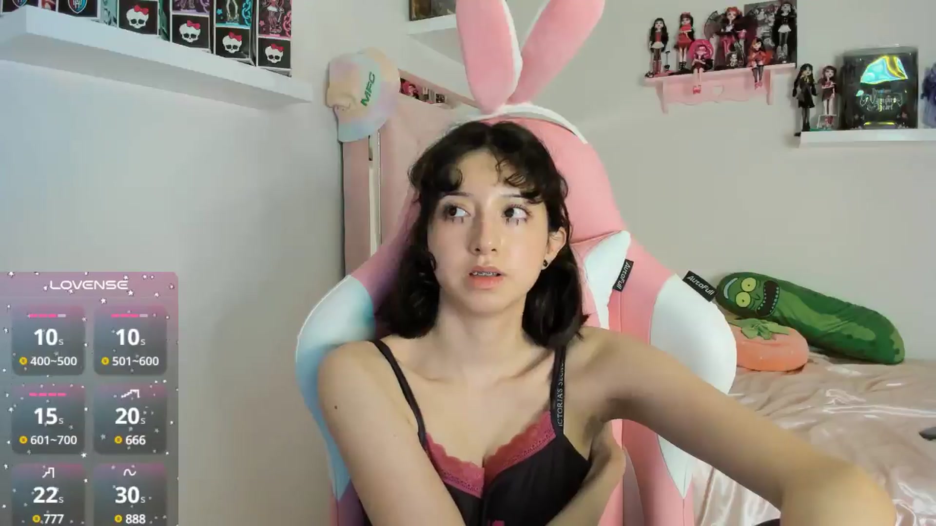 Gallery image thumbnail from Cherrycute666's myfreecams stream on, 11/03/2024, 09:27 image 14 of 20