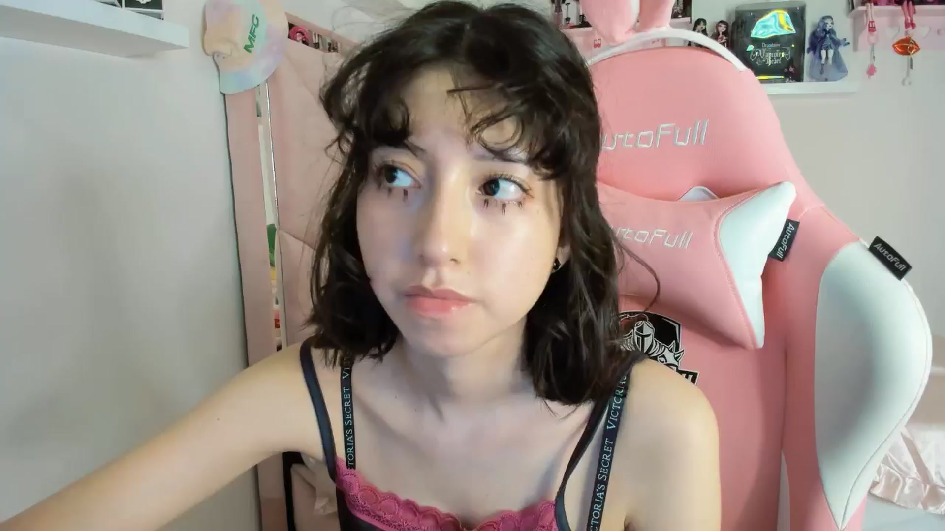 Gallery image thumbnail from Cherrycute666's myfreecams stream on, 11/03/2024, 11:07 image 19 of 20