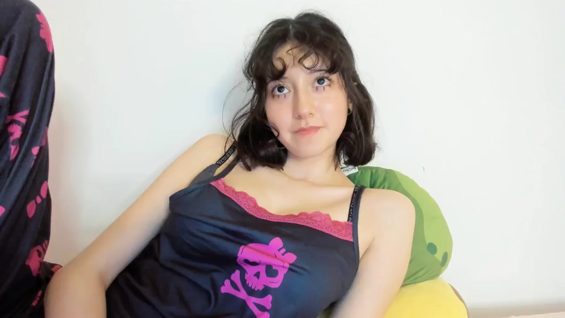 Gallery image thumbnail from Cherrycute666's myfreecams stream on, 11/03/2024, 11:07 image 3 of 20