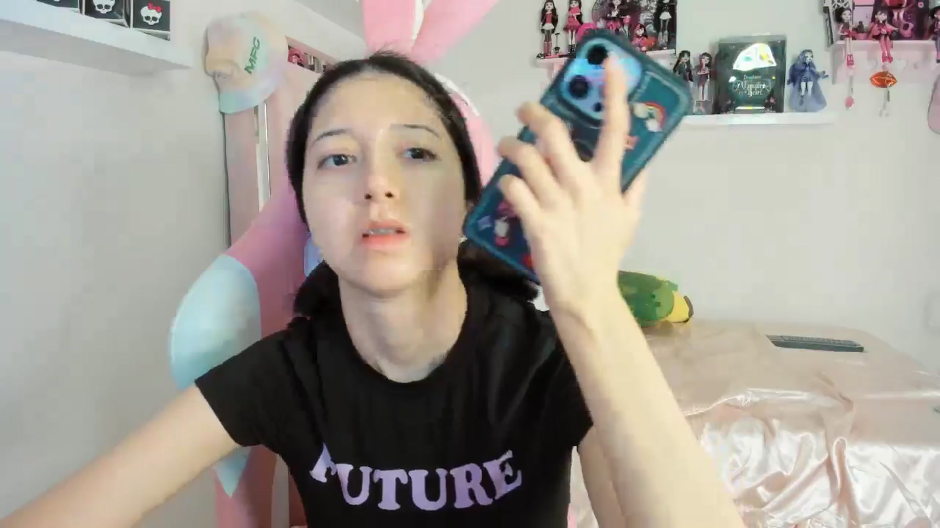 Gallery image thumbnail from Cherrycute666's myfreecams stream on, 11/04/2024, 02:19 image 12 of 20