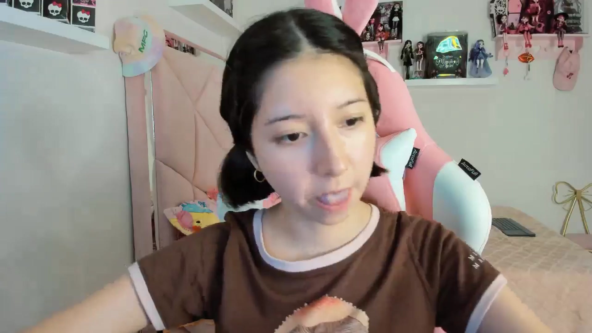 Gallery image thumbnail from Cherrycute666's myfreecams stream on, 11/05/2024, 05:55 image 14 of 20